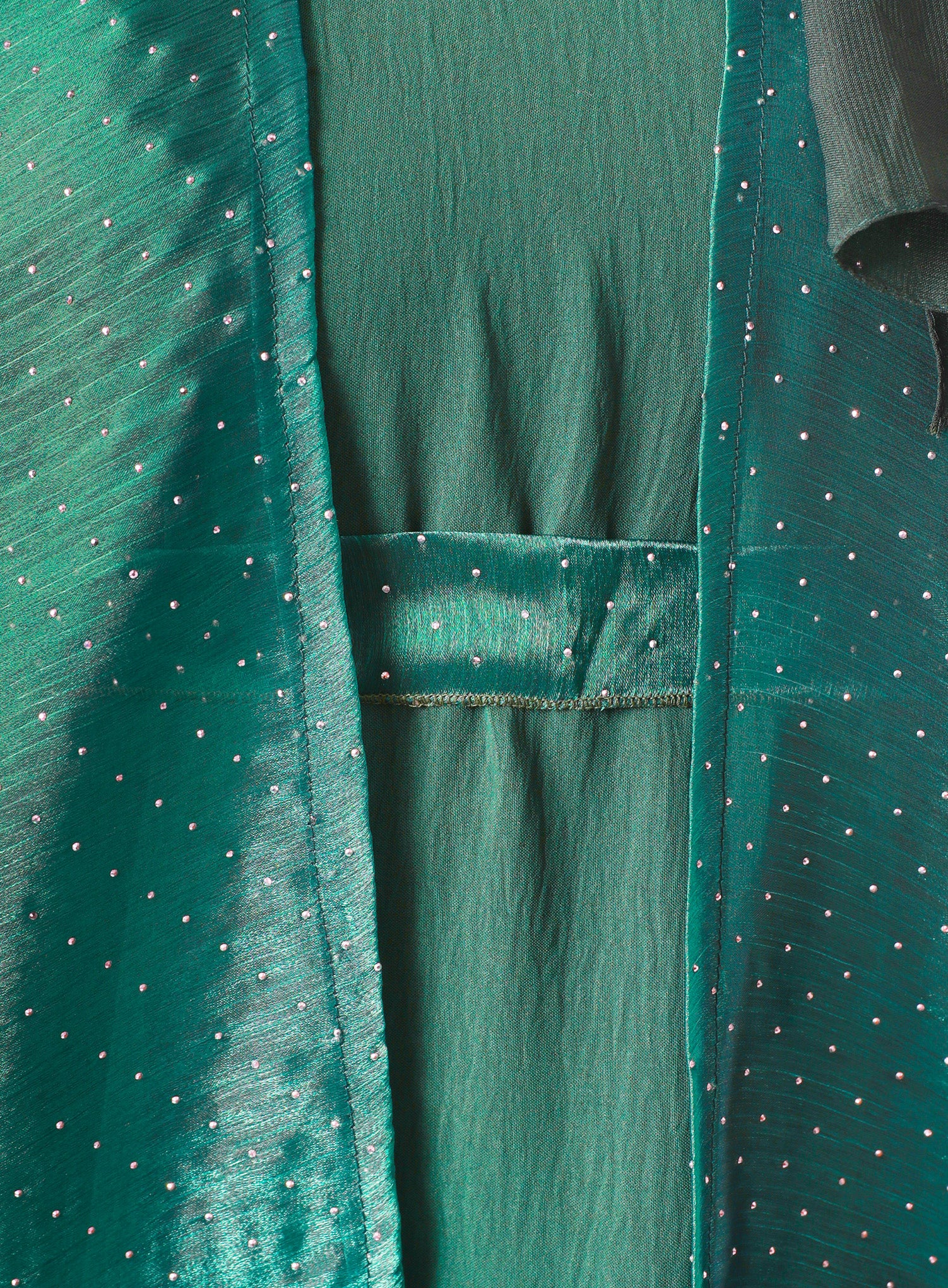 Aisha — Radiance Redefined