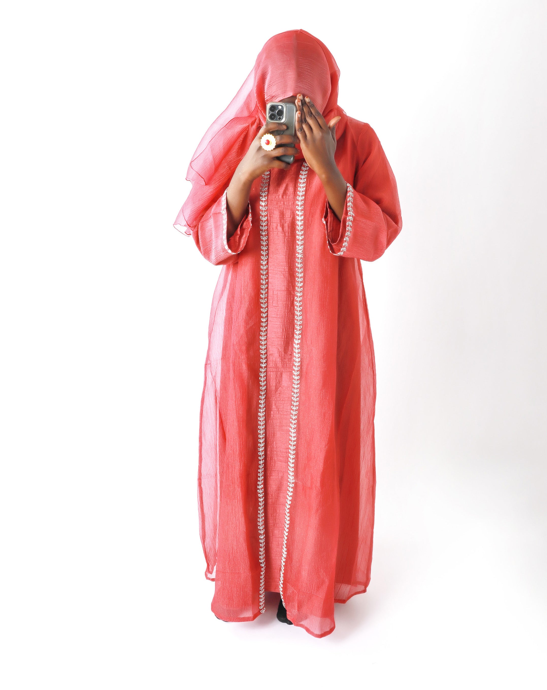 Maimouna — The Timeless Grace Abaya