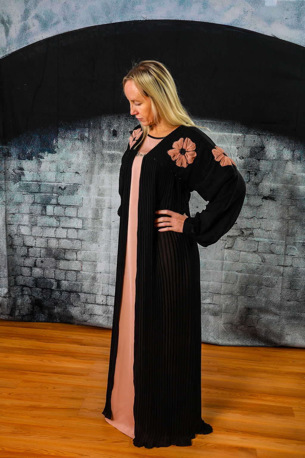 Awa — Floral Radiance Abaya