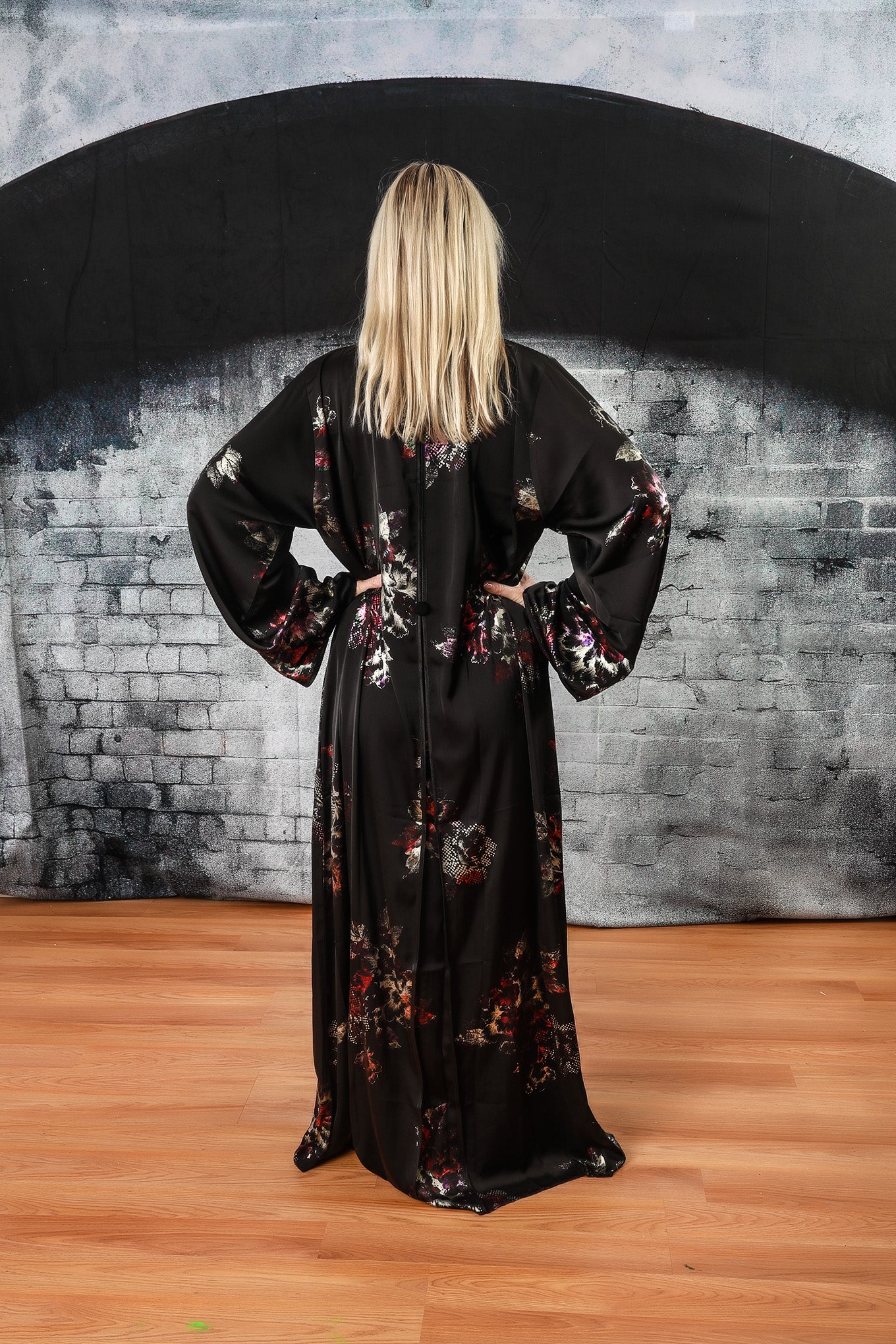 Sira Abaya — A Whisper of Silk